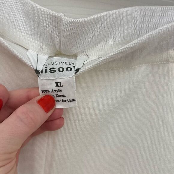 Exclusively Misook Women’s Knit Pants Size XL White Wide Leg Cropped Capris - Picture 4 of 6